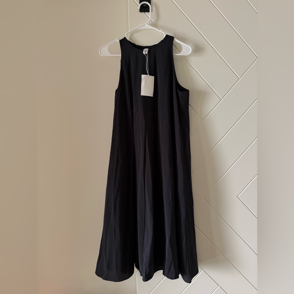 COS Elegant Black Dress